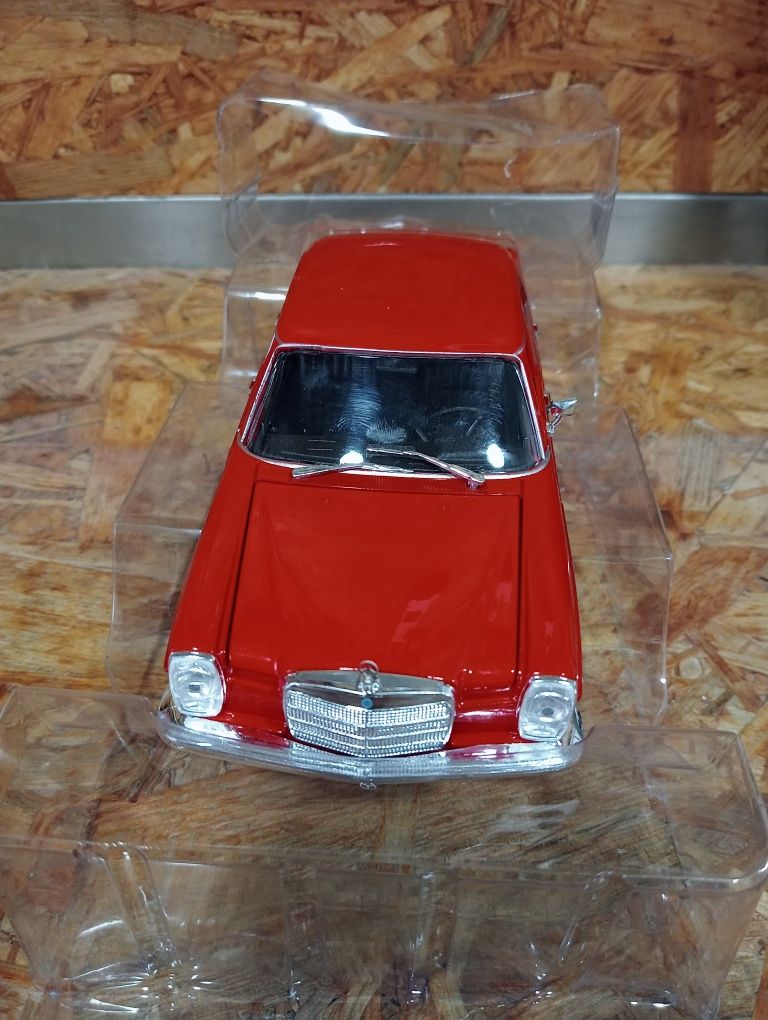 Miniatura Mercedes