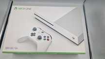 Konsola XBOX ONE 500GB + zasilacz + 2 pady