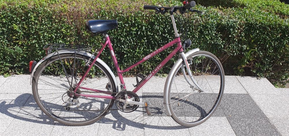 Rower Batavus Damka 28"