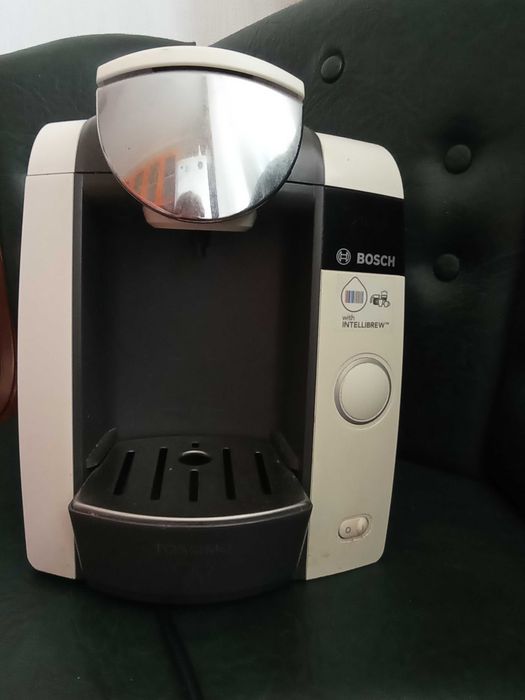 Кавоварка Bosch Tassimo