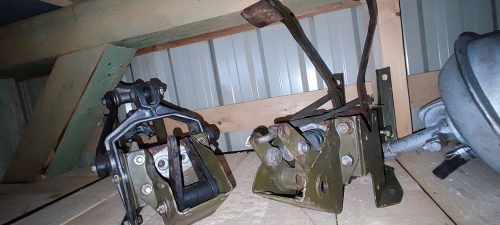 Педалі  для авто Газ-66