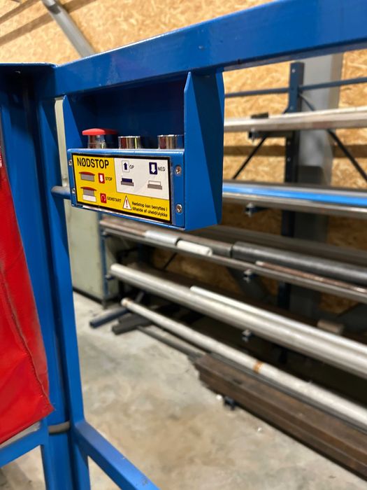 Podnośnik koszowy zwyżka 8m