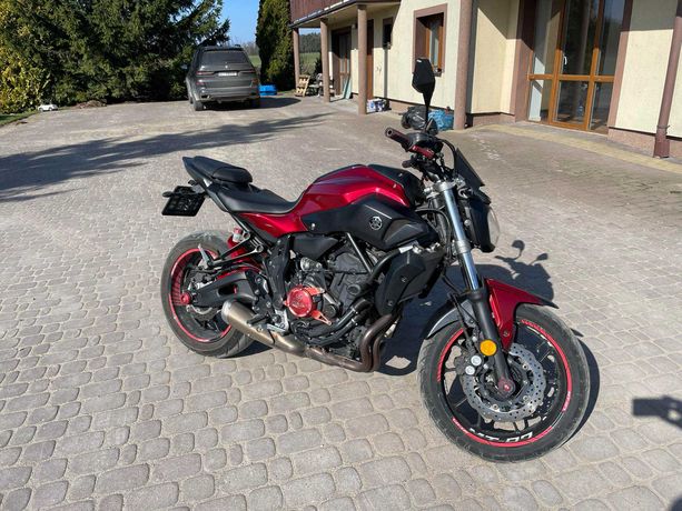 Yamaha MT 07 2016R A2