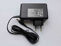 Zasilacz impulsowy wtyczkowy 12V 2.8A 33.6W Wtyk 2.5/5.5mm Mini-PC