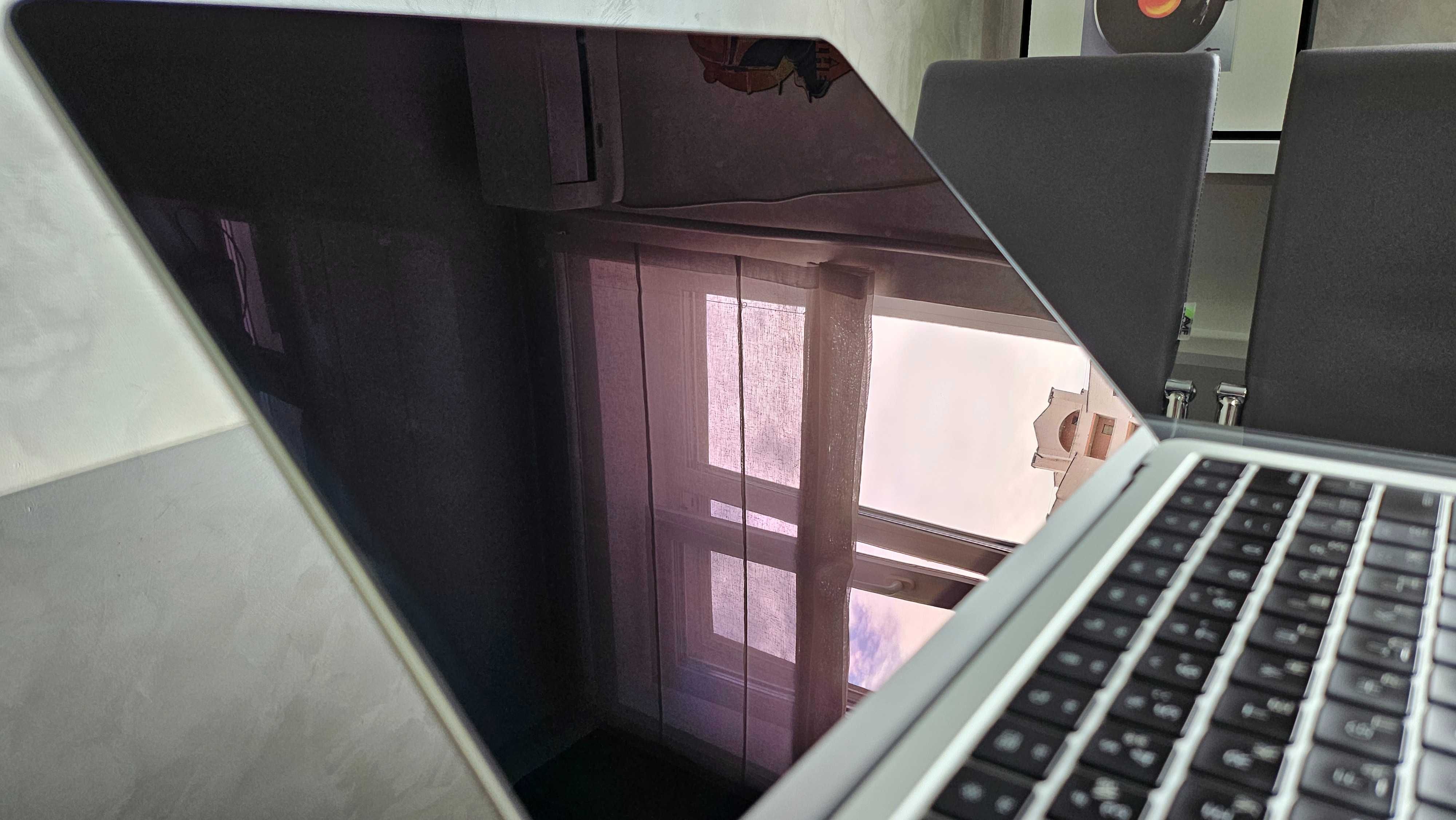 Apple MacBook Air 13.6 M2 Silver 8/512 2022