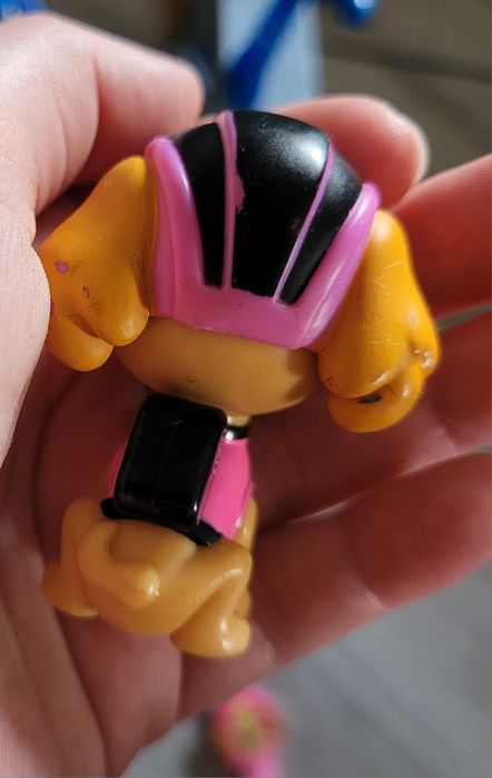 Figurka Skye Psi patrol plus świecącą bransoletka