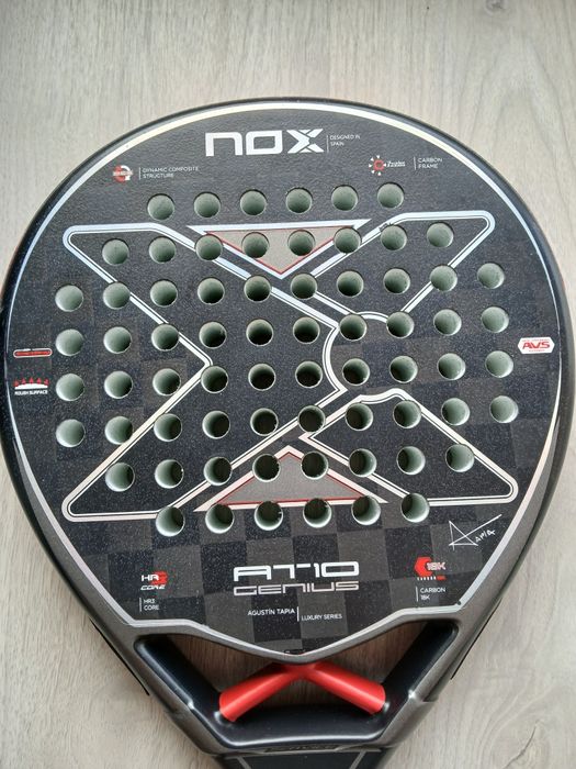 Raquete NOX AT 10 Genius 18K + GRIP CUSTUM NOX NOVO