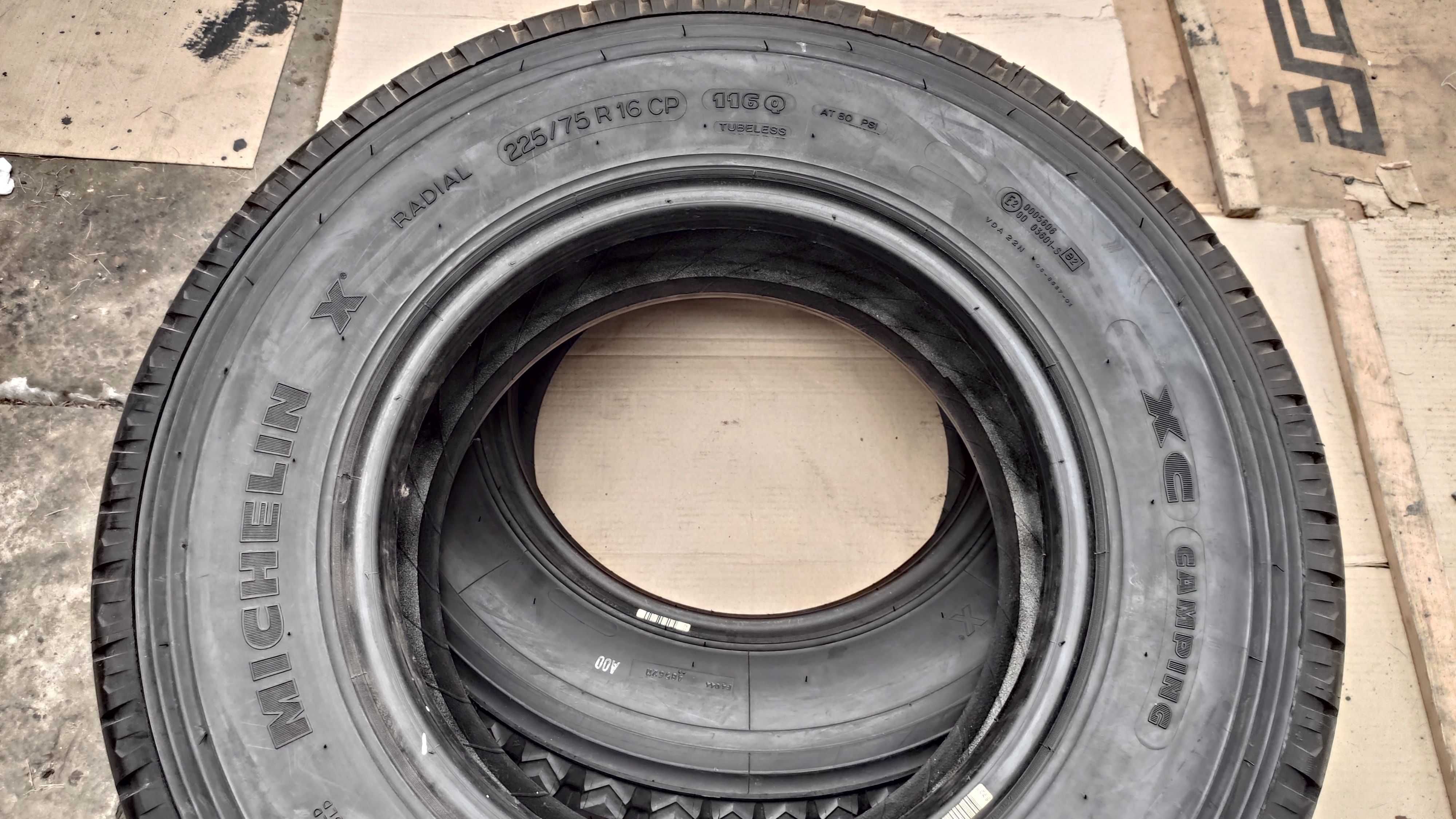 шини 225/75R16C Michelin XC. 99% с