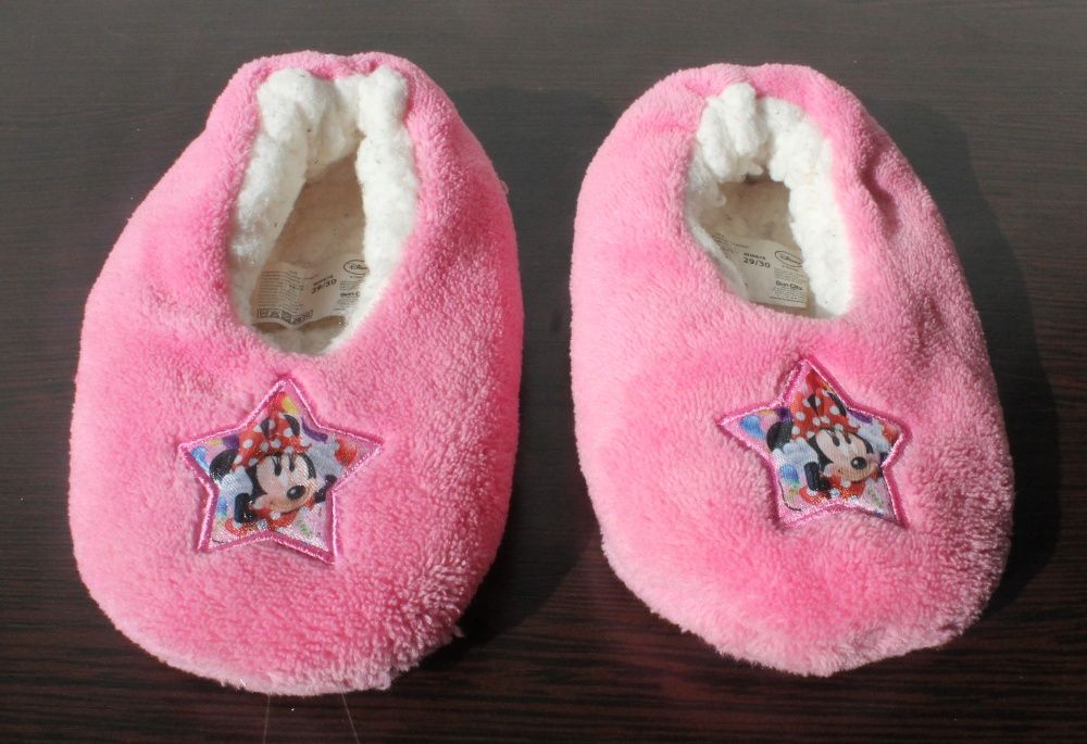 Pantufas antiderrapantes Minnie de menina tamanho 29/30 da Disney