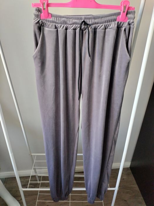 Hit sezonu ! Set welur naszywka szary bluza spodnie uni S-XL
