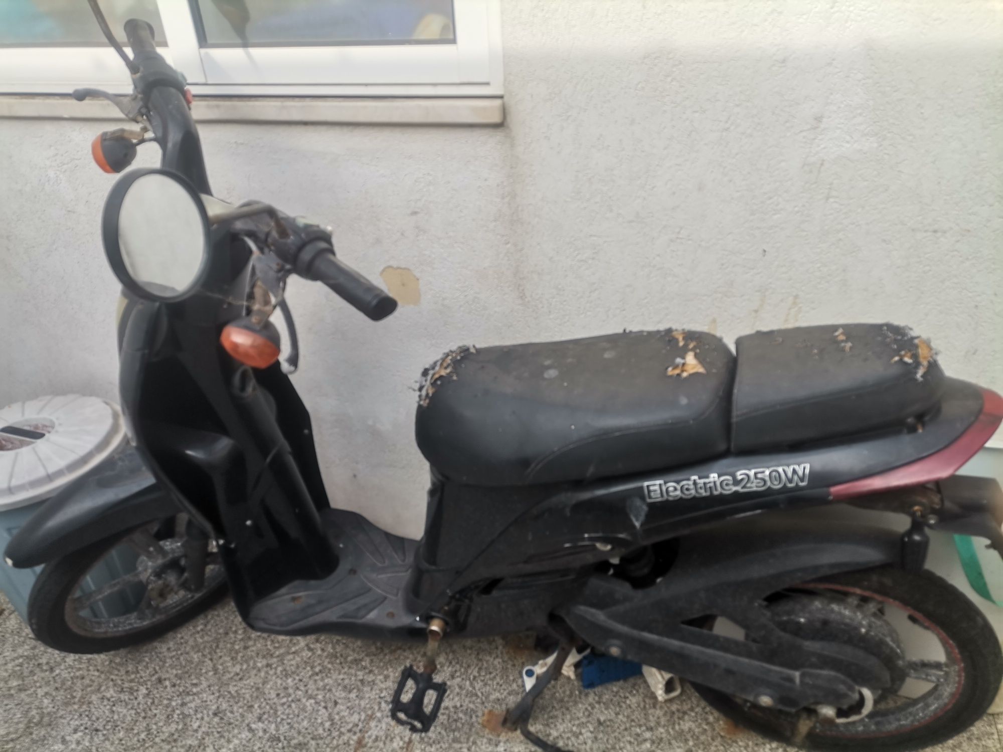 Scooter eletrica
