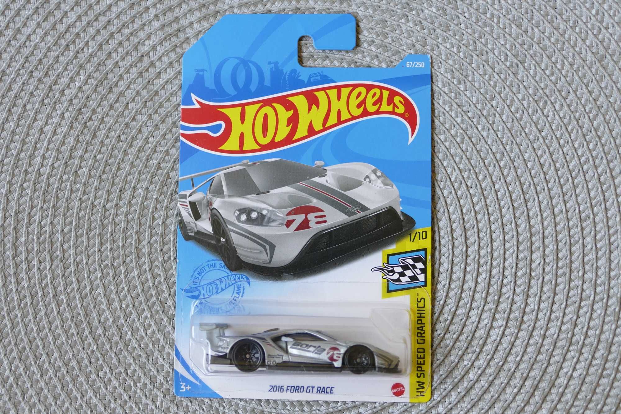 Hot Wheels autko "Resorak" '16 FORD GT RACE edycja 2020r.