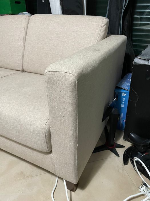 Sofa pequeno cinza/creme