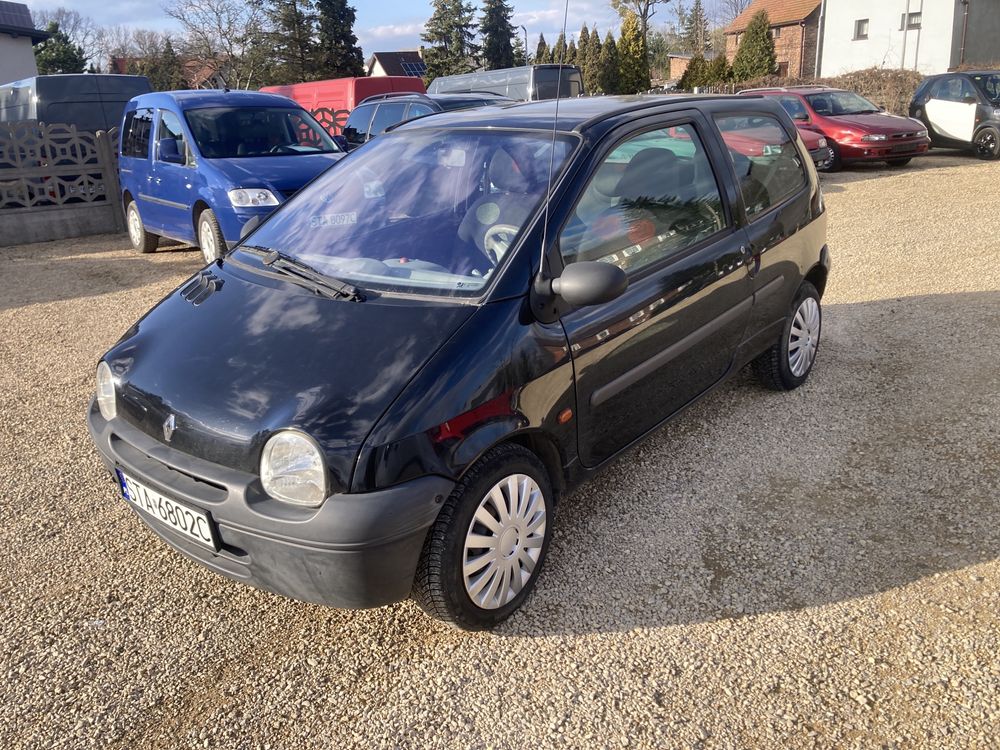 sprzedam pieknego renault twingo rok 2002 poj 1,2 8v klima 154tys