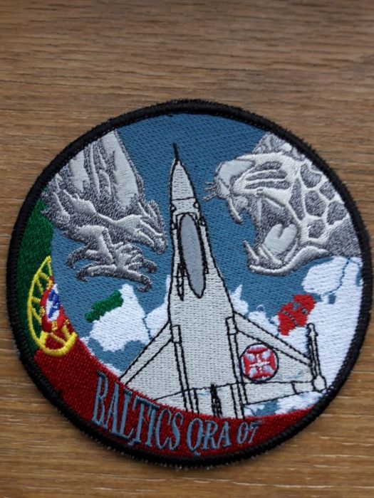 pacths F16 e outros-9 patches
