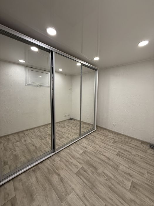 Продам 2-кімнатну квартиру-студію з євроремонтом Автовокзал Кривий Ріг