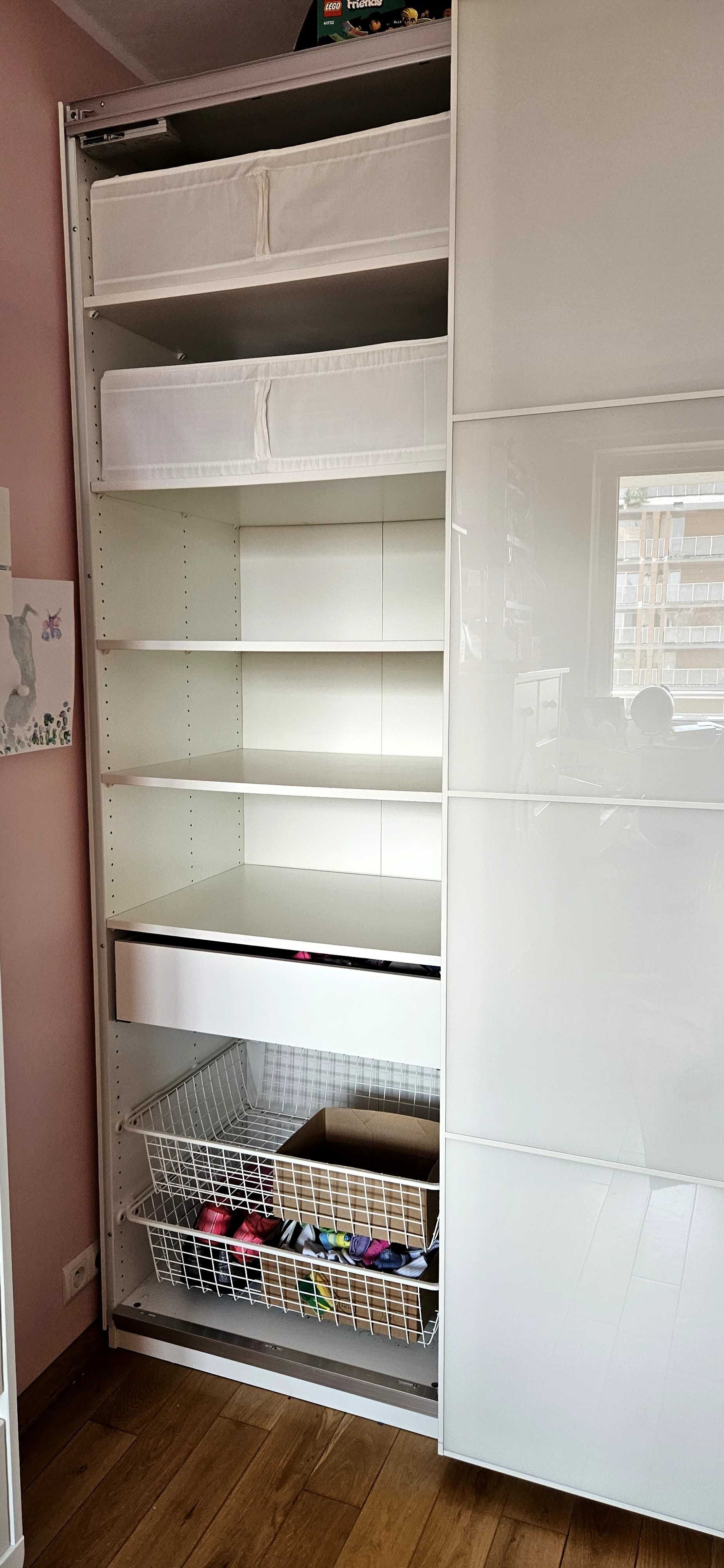 Szafa pax 150x66x236 biała szkło