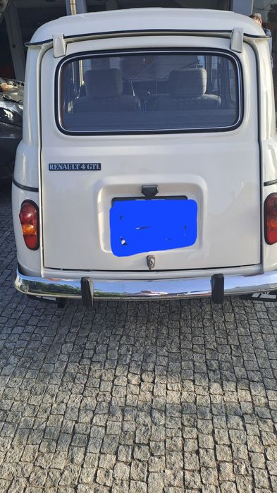 Renault 4L toda recuperada