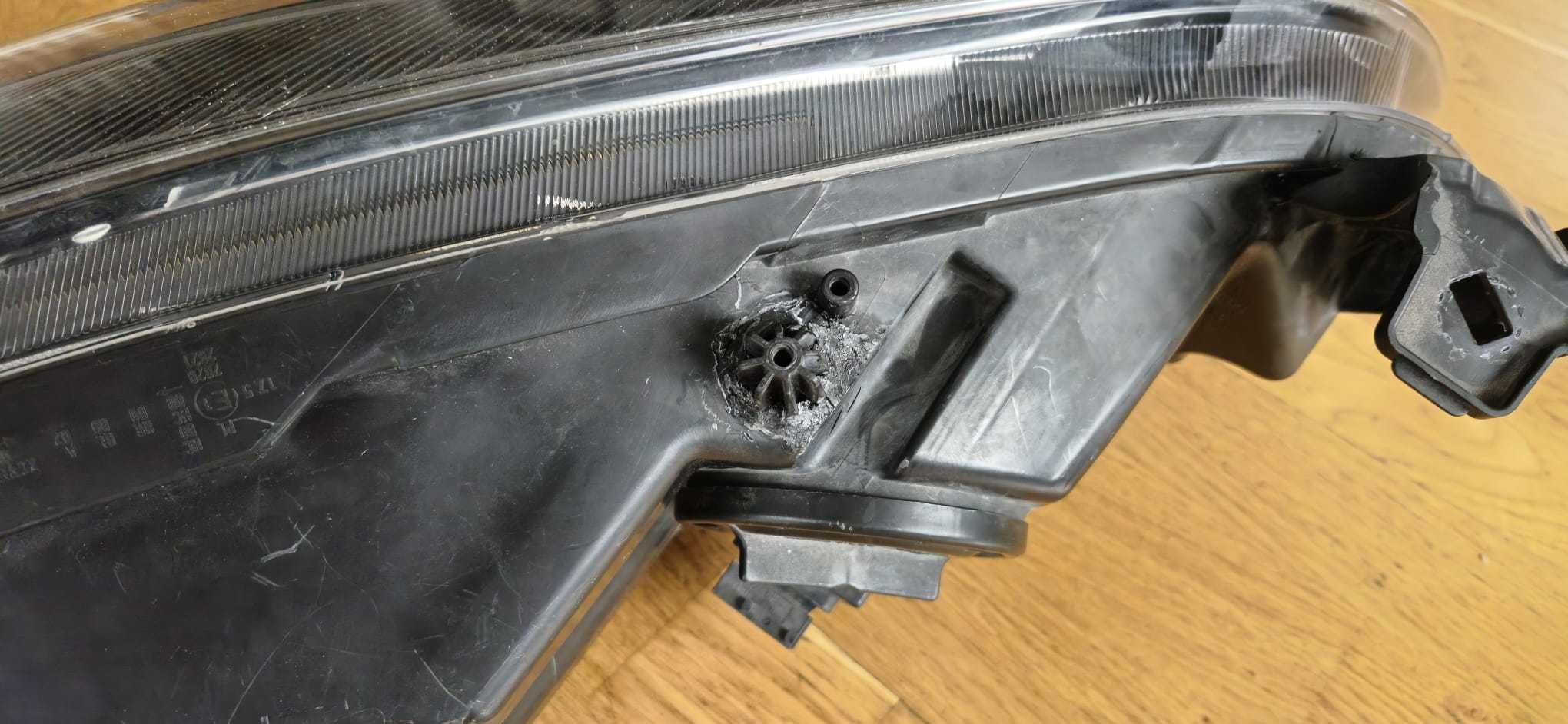 Xenon biskretny OPEL Astra J lewa