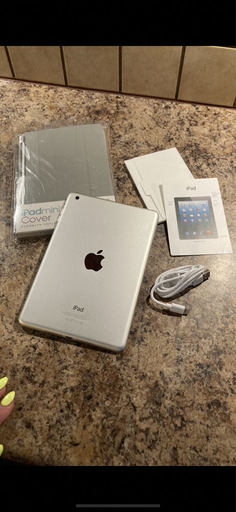 Tablet ipad Apple - super stan