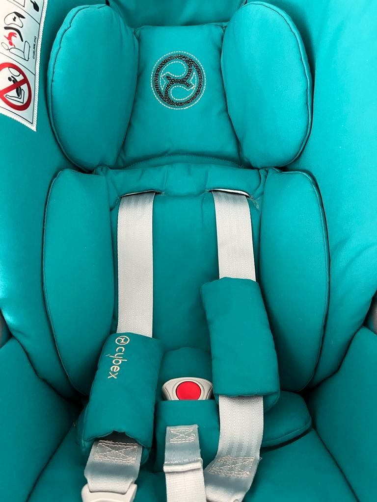 Ovo Cloud Z da Cybex em perfeito estado