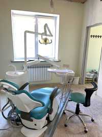 Продам стоматологічну установку з меблями і технікою у кабінет