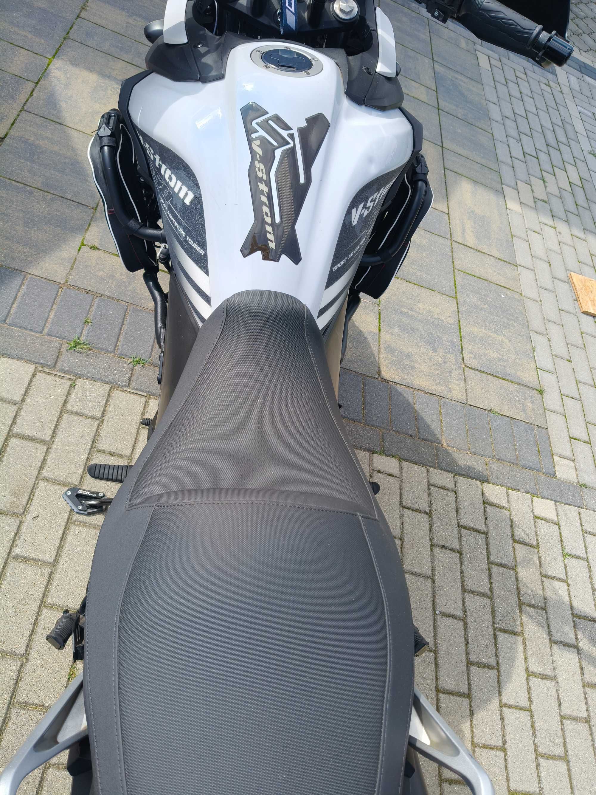 Motocykl Suzuki V-Strom