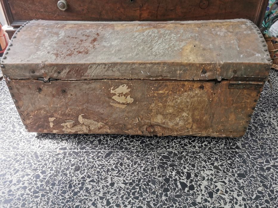 Arca/Baú Antigo p/Recuperar (Século XIX)