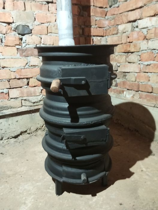 Буржуйка з дисків