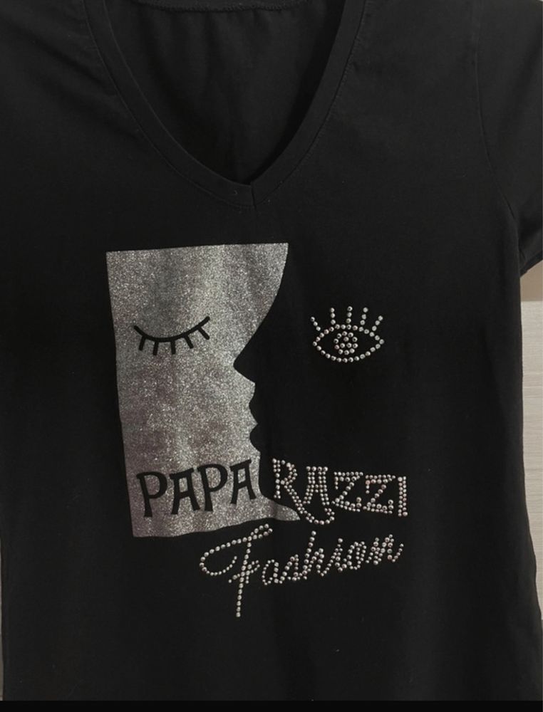 Bluzka Paparazzi Fashion, czarny t-shirt,