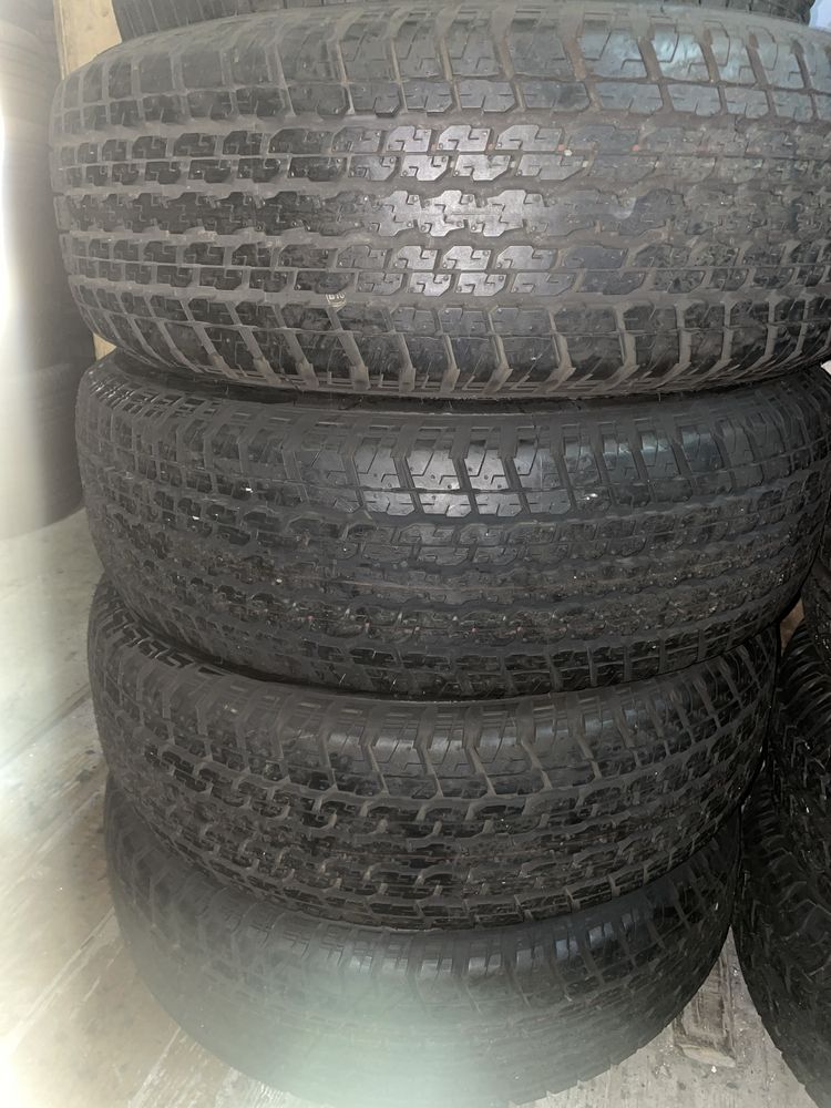 Pneus Bridgestone 255/65/17