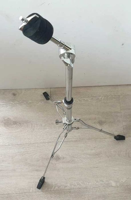 Niski masywny statyw prosty Millenium