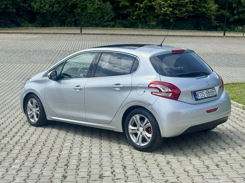 Peugeot 208 1.6 ehdi Piękny Panorama led