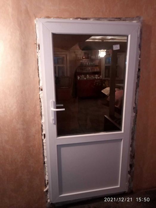 Двері металопластикові, вікна пластикові, балкони, вікна Жашків