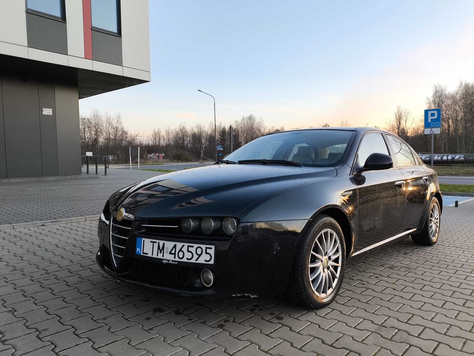 Alfa Romeo 159 1.9JTDM 115KM 2008 sedan czarny