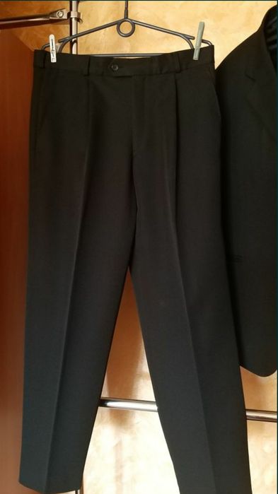 Свадебный костюм жениха р.50