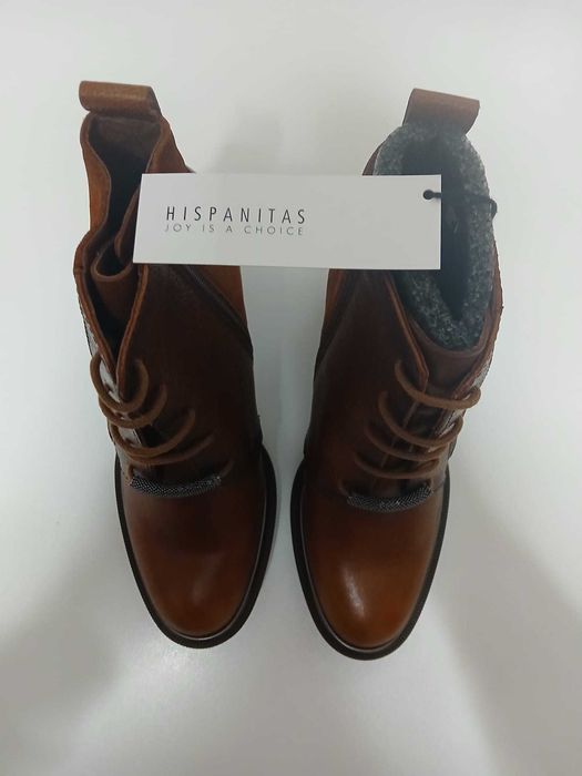 Botas novas nunca usadas