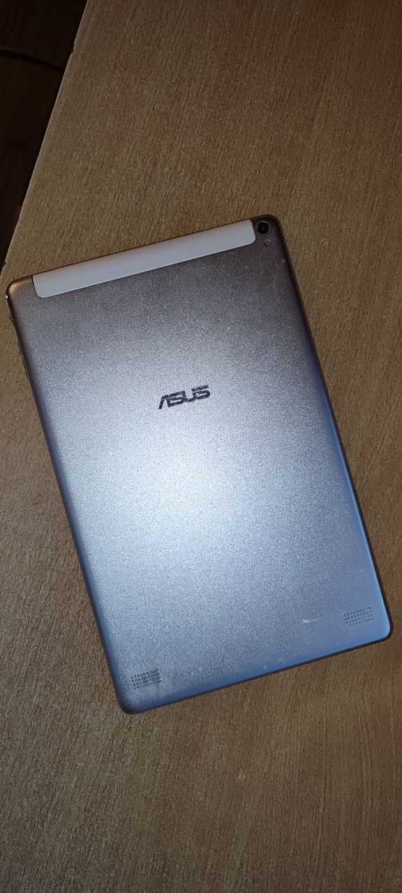 Планшет Asus x Pad 10 LTE