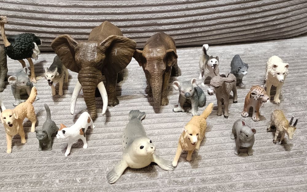 Zwierzątka Schleich różne