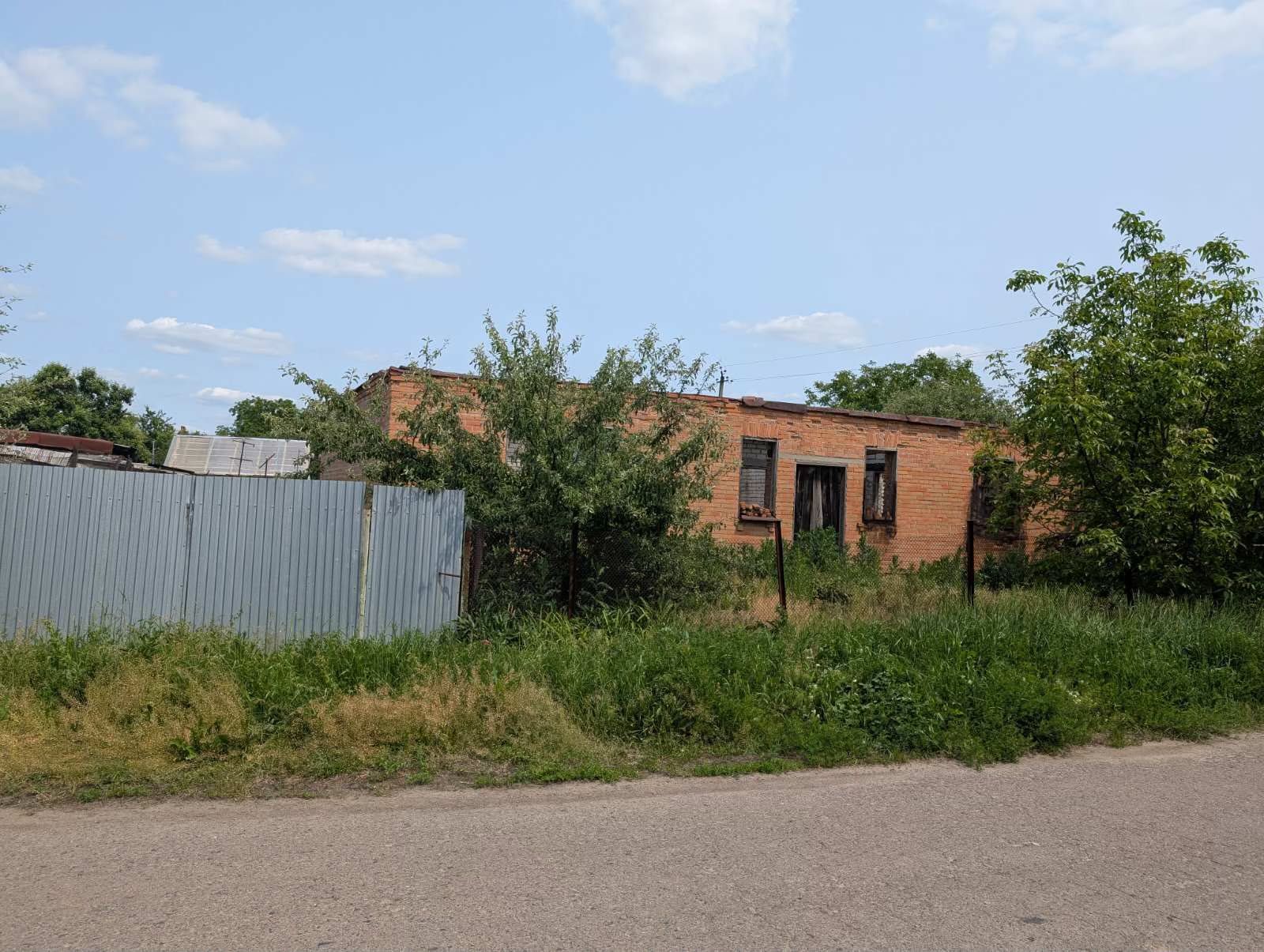 Мачухи продам будинок по вул. Центральна 51А