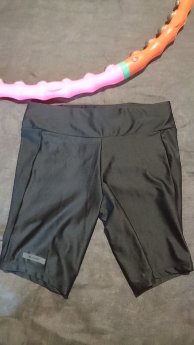 Велосипедки, шорти на S-M, нові Decathlon.