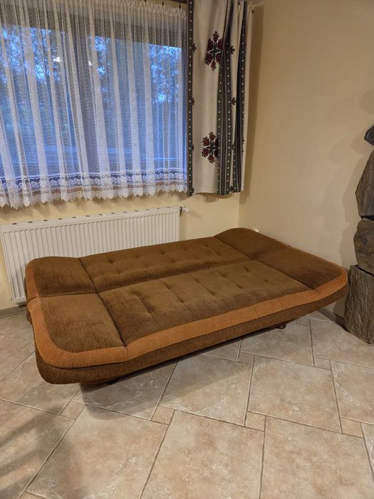 Sofa dwuosobowa do spania wersalka (dwie sztuki)