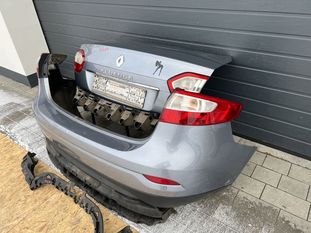 Кришка багажника бампер ліхтарі Renault Fluence Флюєнс
