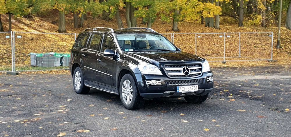 Mercedes GL320 / 7G-TRONIC / Harman Kardon / Biksenon Skrętyny / Pewny