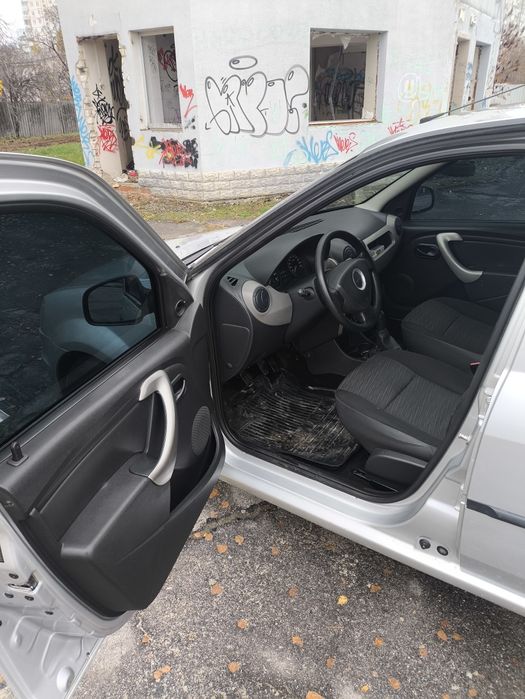 Аренда авто Дача Логан