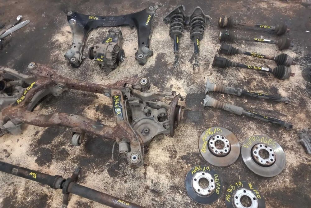 zawieszenie belka wahacze sprężyny zaciski  Audi A4 B6 B7 4x4 quattro