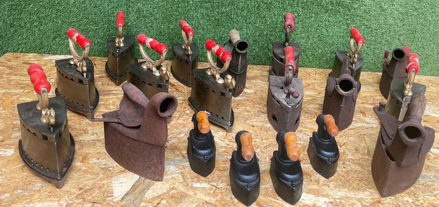 ferros de engomar antigos, a carvão
