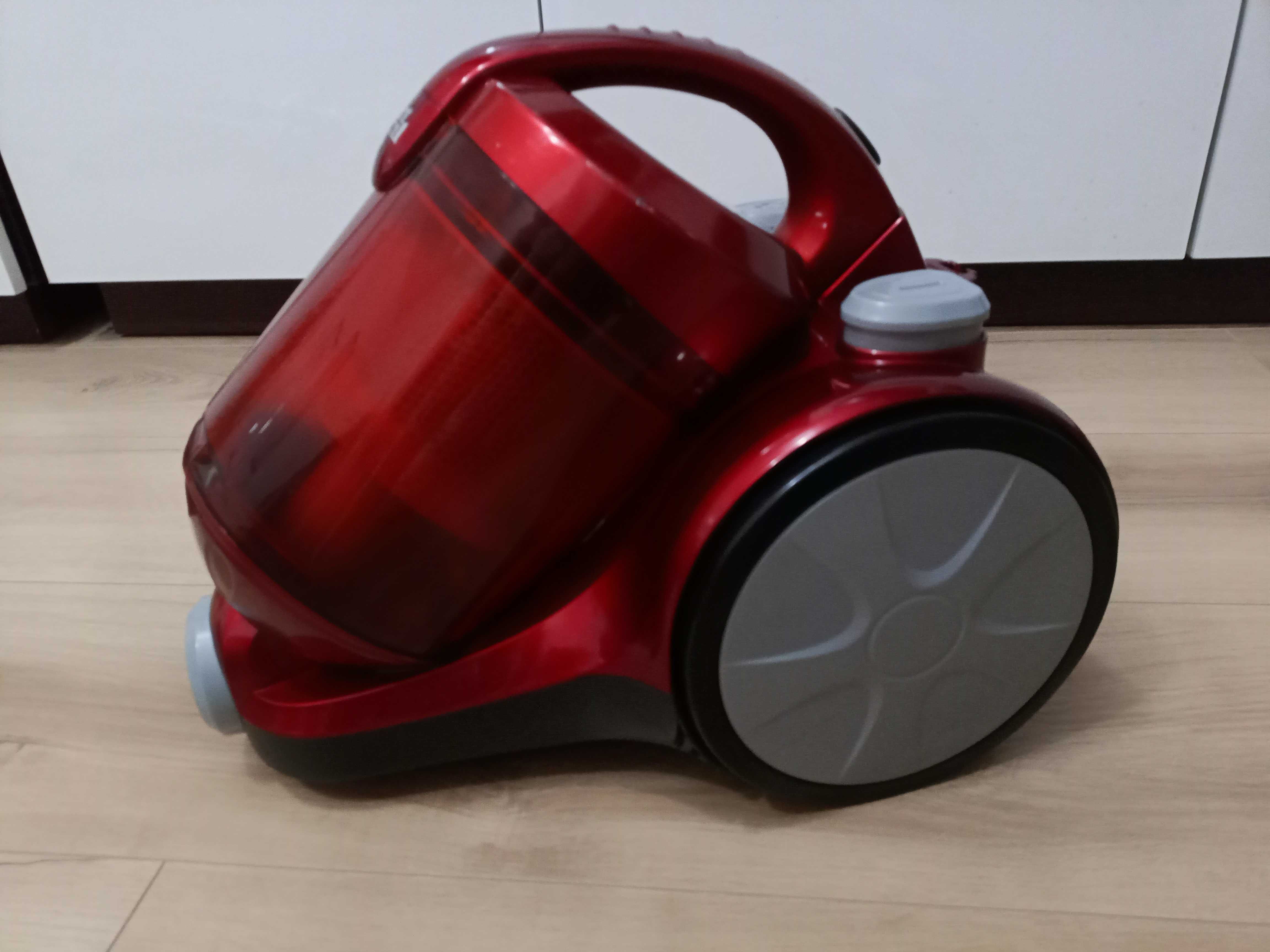 Odkurzacz dirt devil cyklonowy 2000W