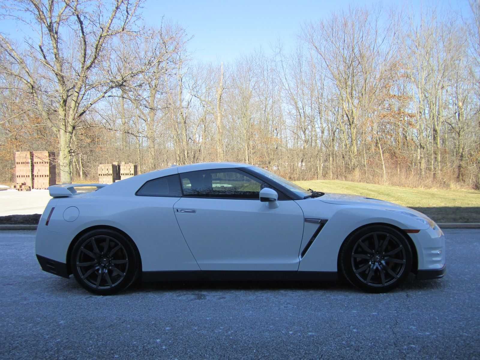 2015 Nissan GT-R Premium