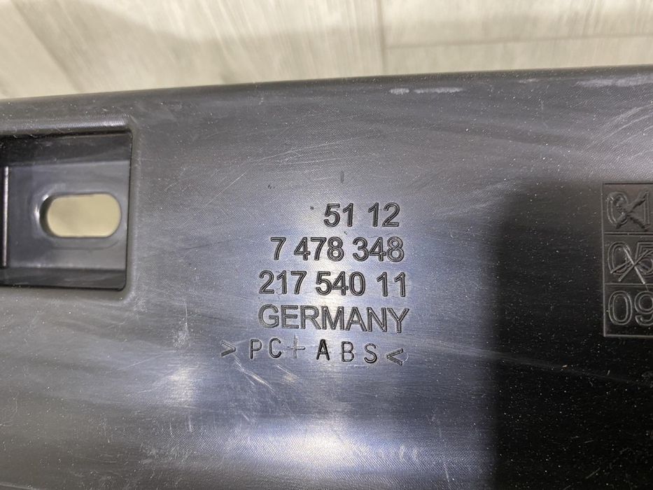 Бампер задний BMW 7 G11 G12 /2019-2022г. Кронштейн бампера 51127478348